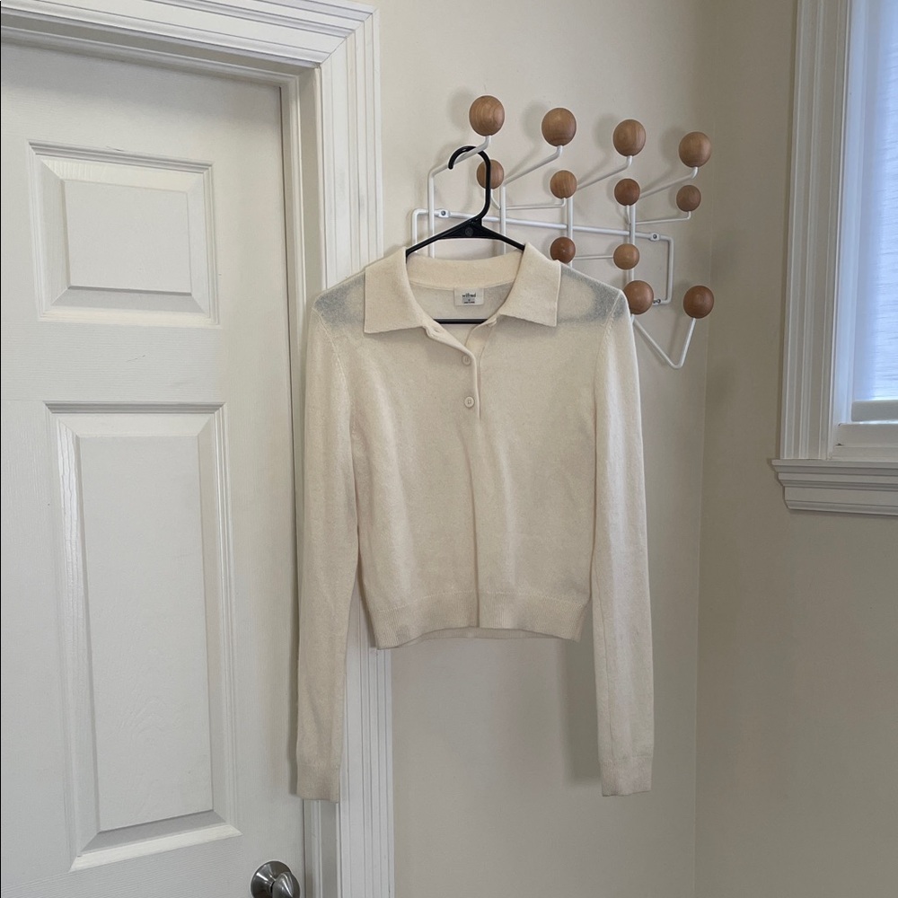 Aritzia - Wilfred - Cashmere Old Money Long Sleeve Collar Sweater Cream M
